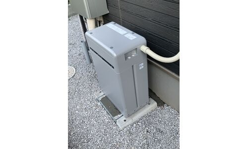 3A8018C7-BDFC-447D-B6FB-EC609E6D73D3